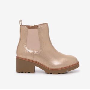 NWT DV By Dolce Vita Napali Boot Rose Gold Metallic Size Youth 4